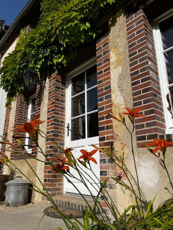 La Maison Du Gardien - Le Prieure Du Preux Sepeaux-Saint-Romain Eksteriør billede